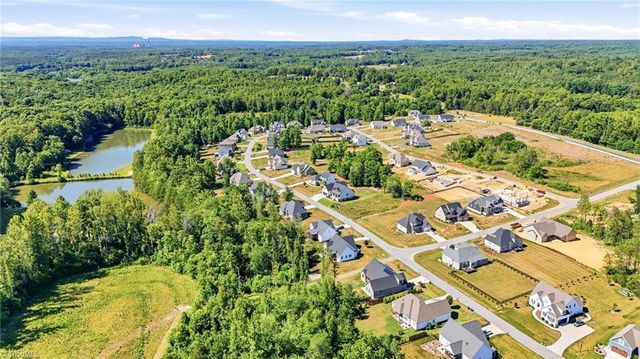 7606 Monty Drive, Kernersville, NC 27284