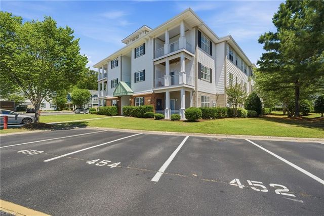 2424 Chancery Ln Apt 303, Chesapeake, VA 23321