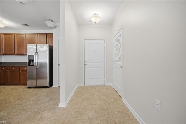 2424 Chancery Ln Apt 303, Chesapeake, VA 23321