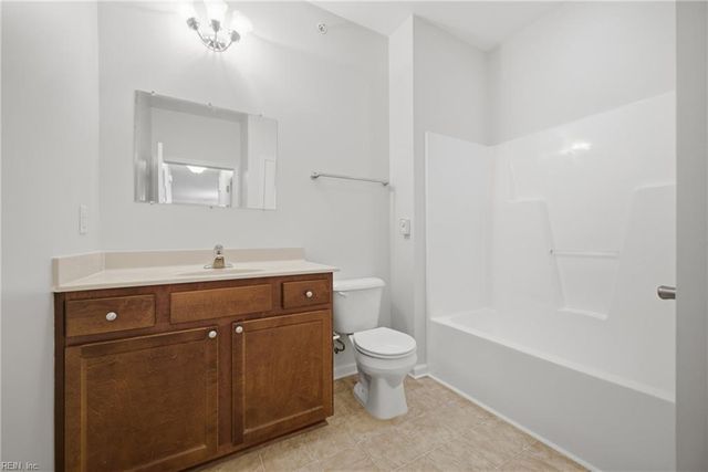 2424 Chancery Ln Apt 303, Chesapeake, VA 23321