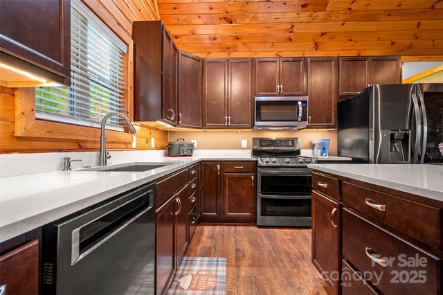 311 Mountain Lookout Drive, Bostic, NC 28018