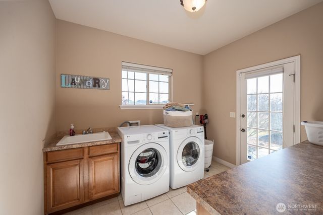 7270 Dune Lake Road SE, Moses Lake, WA 98837