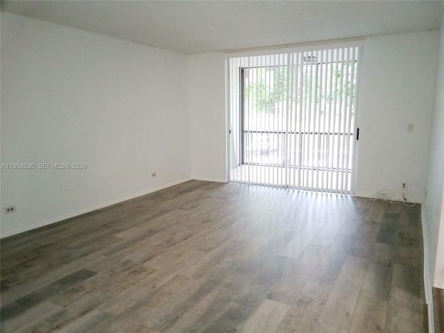 3720 Inverrary Drive 2S, Lauderhill, FL 33319