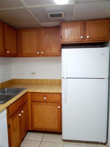 3720 Inverrary Drive 2S, Lauderhill, FL 33319