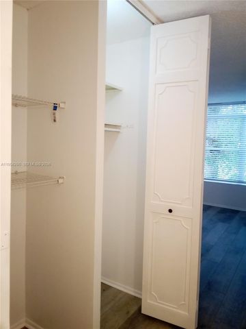 3720 Inverrary Drive 2S, Lauderhill, FL 33319