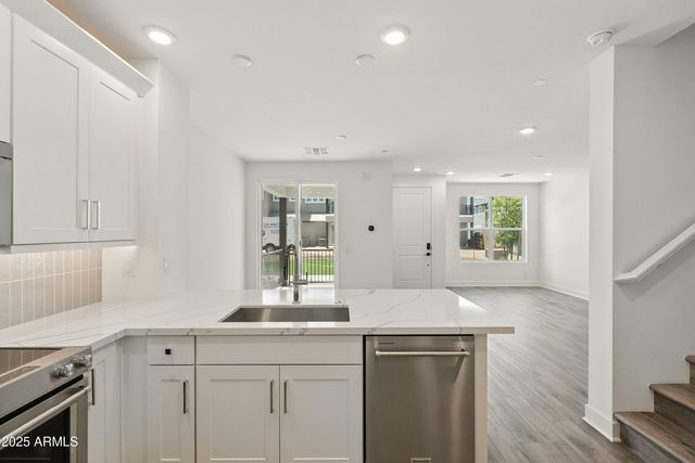 11300 N CASA DEGA Drive 1090, Surprise, AZ 85388