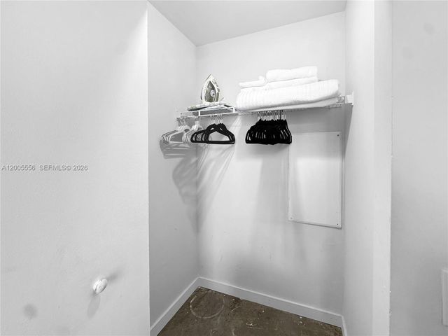 151 SE 1st St 2702, Miami, FL 33131