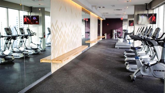 151 SE 1st St 2702, Miami, FL 33131