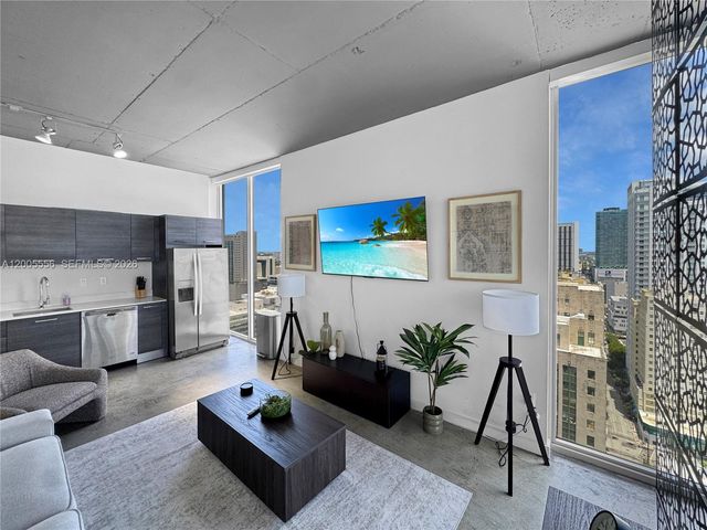 151 SE 1st St 2702, Miami, FL 33131