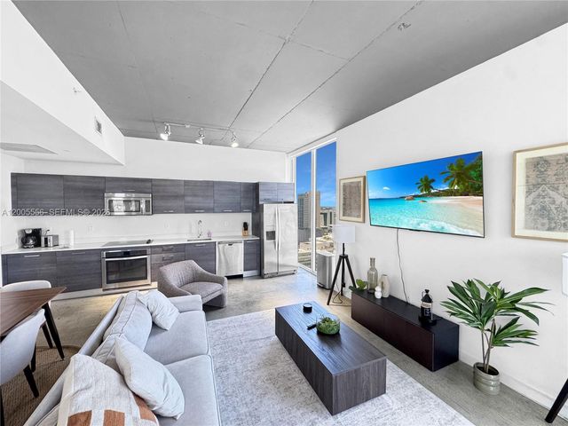 151 SE 1st St 2702, Miami, FL 33131