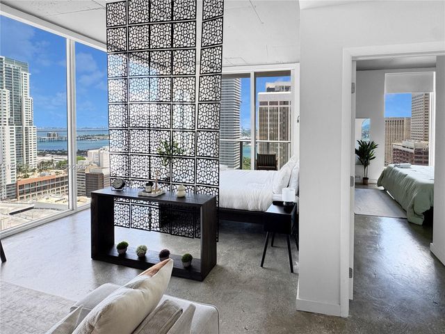 151 SE 1st St 2702, Miami, FL 33131