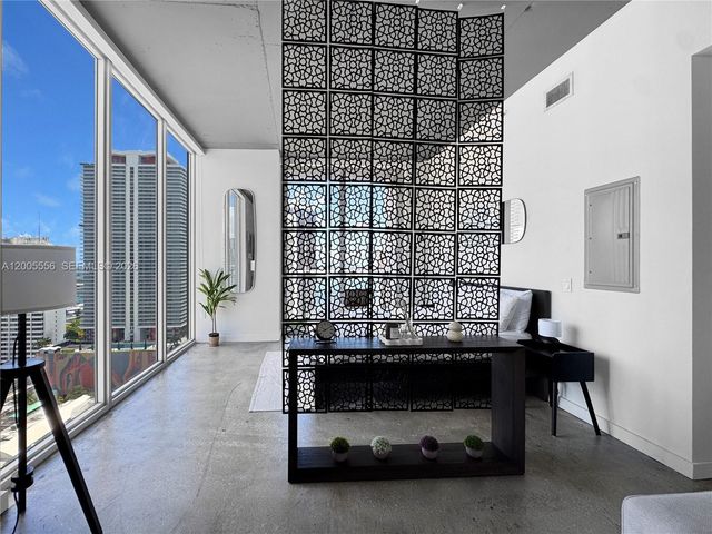 151 SE 1st St 2702, Miami, FL 33131