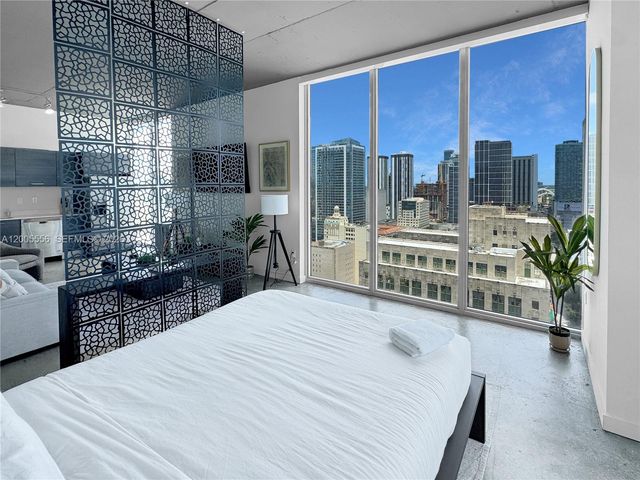 151 SE 1st St 2702, Miami, FL 33131