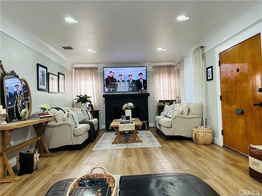 236 W 127th, Los Angeles, CA 90061