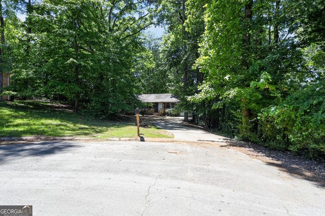 8997 Norwalk Court, Jonesboro, GA 30238