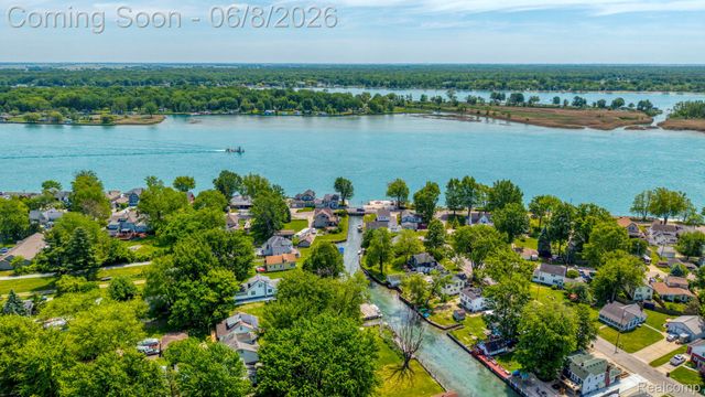 401 Pointe Tremble Road, Algonac, MI 48001