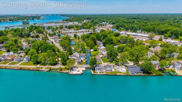 401 Pointe Tremble Road, Algonac, MI 48001