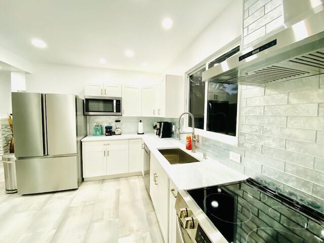 701 NE 17 Way, Fort Lauderdale, FL 33304