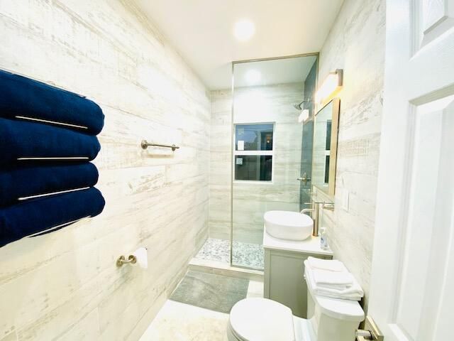 701 NE 17 Way, Fort Lauderdale, FL 33304