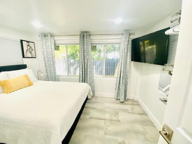 701 NE 17 Way, Fort Lauderdale, FL 33304