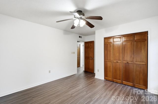 10211 Meadow Hollow Drive, Charlotte, NC 28227