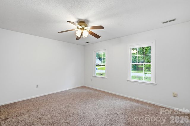 10211 Meadow Hollow Drive, Charlotte, NC 28227