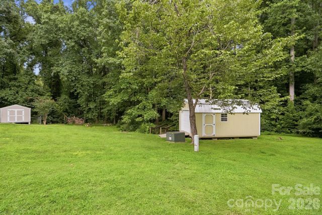 10211 Meadow Hollow Drive, Charlotte, NC 28227
