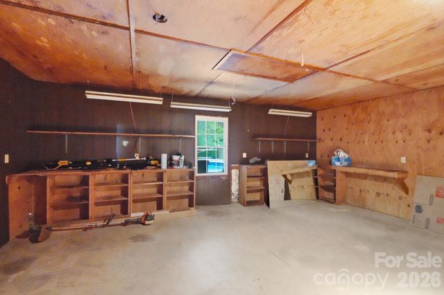 10211 Meadow Hollow Drive, Charlotte, NC 28227
