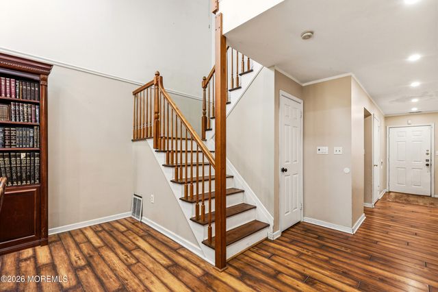 549 Woodbine Lane, Lakewood, NJ 08701