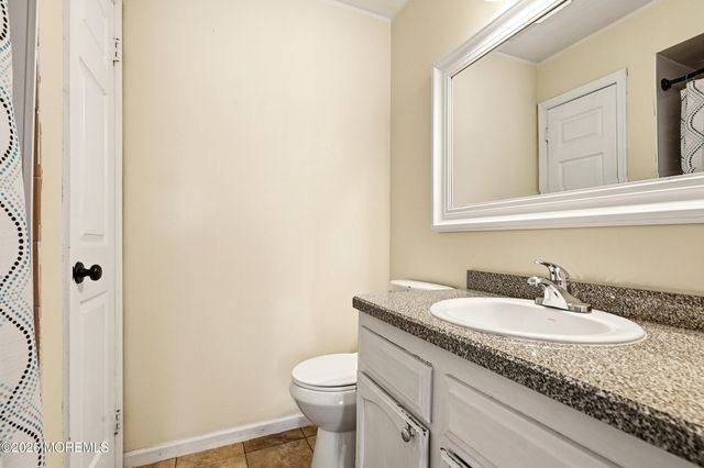 549 Woodbine Lane, Lakewood, NJ 08701