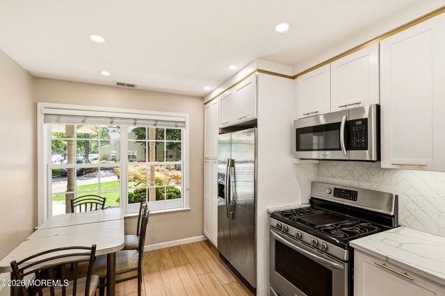549 Woodbine Lane, Lakewood, NJ 08701