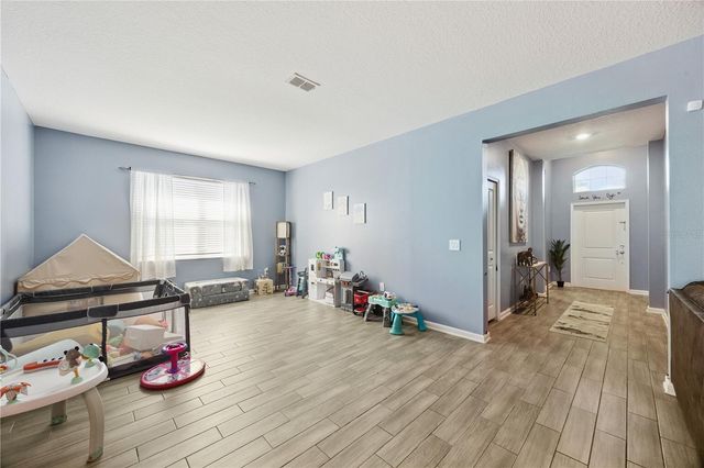 6282 LAKEPINE STREET, St Cloud, FL 34771