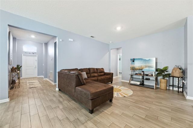 6282 LAKEPINE STREET, St Cloud, FL 34771