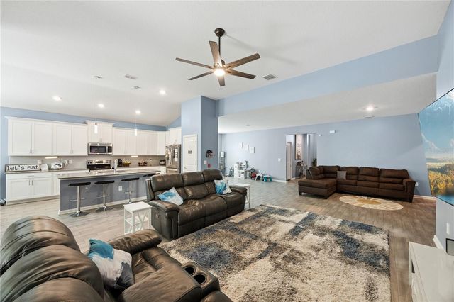 6282 LAKEPINE STREET, St Cloud, FL 34771