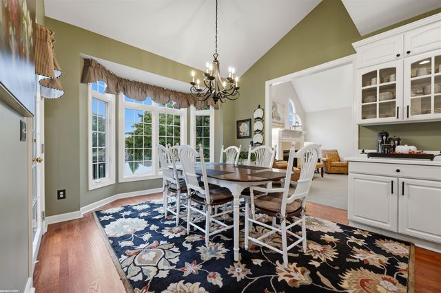 48574 Red Oak Drive, Shelby Twp, MI 48315