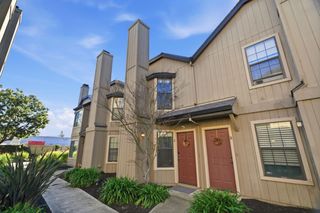 251 Gibson Drive E-54, Hollister, CA 95023