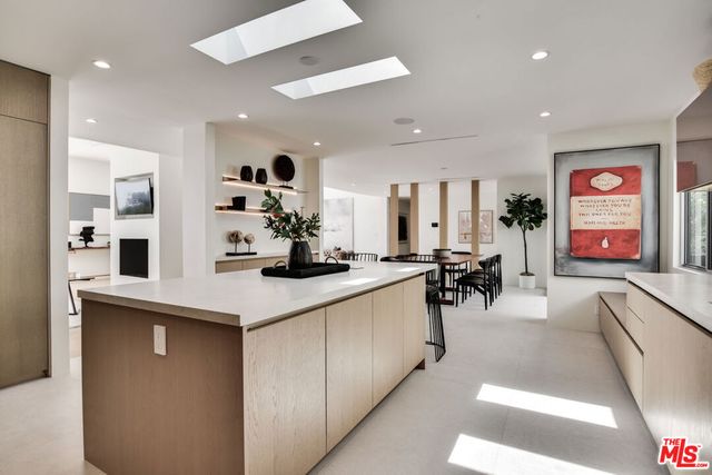 8908 Alto Cedro Drive, Beverly Hills, CA 90210
