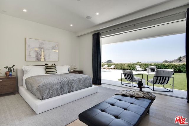 8908 Alto Cedro Drive, Beverly Hills, CA 90210