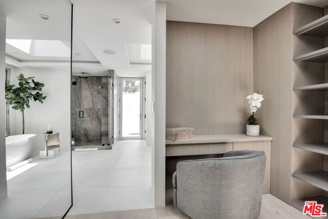 8908 Alto Cedro Drive, Beverly Hills, CA 90210