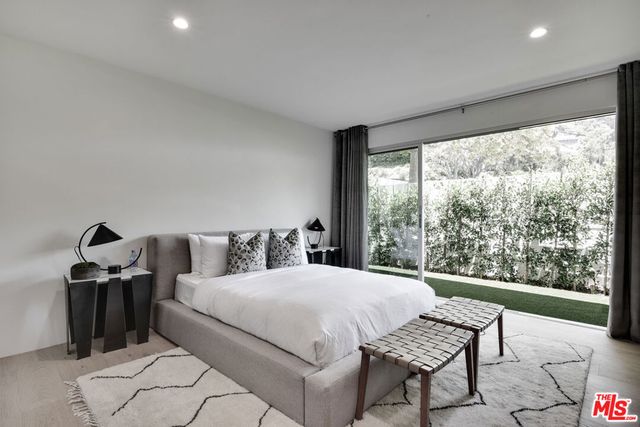 8908 Alto Cedro Drive, Beverly Hills, CA 90210