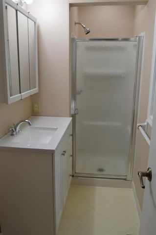 1127 Queens Place Street, Kansas City, MO 64131