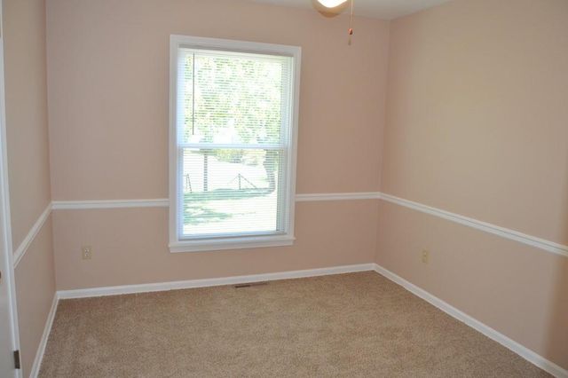 1127 Queens Place Street, Kansas City, MO 64131