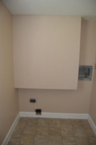 1127 Queens Place Street, Kansas City, MO 64131