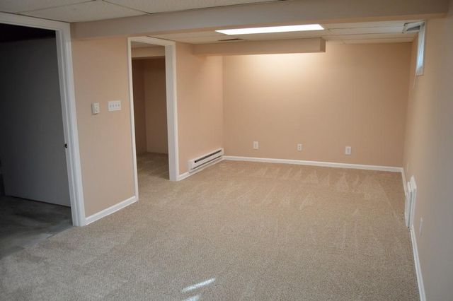 1127 Queens Place Street, Kansas City, MO 64131