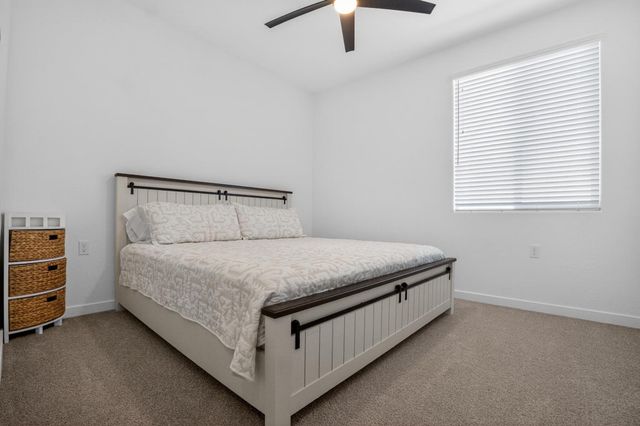 4242 Hampton Way, Clovis, CA 93619