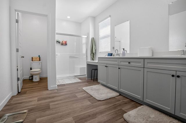 4242 Hampton Way, Clovis, CA 93619