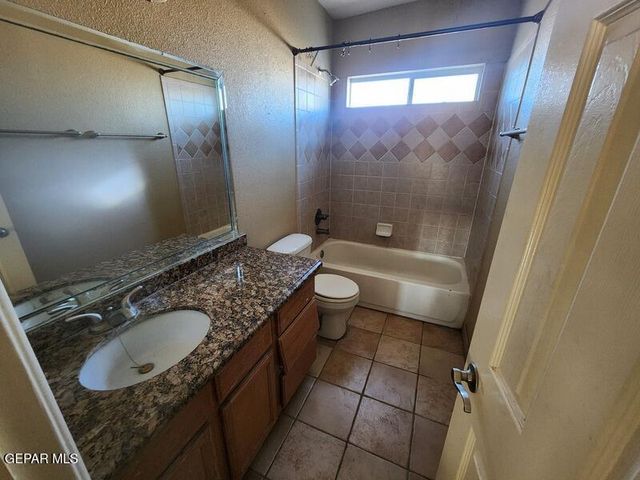 13455 Emerald Cove Way, Horizon City, TX 79928