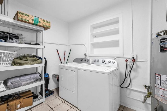 2501 NE 209th Ter, Miami, FL 33180