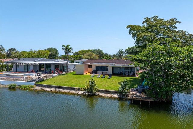 2501 NE 209th Ter, Miami, FL 33180