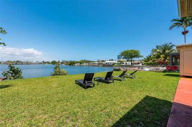 2501 NE 209th Ter, Miami, FL 33180